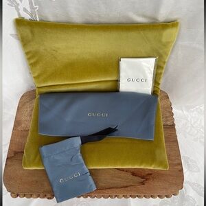 XXLG Gucci Limited Edition sunglasses soft case pouch and cloth all brand NEW